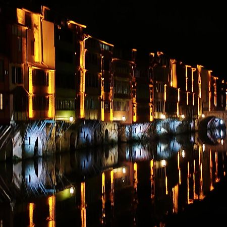Appartement Bulle D'Antan En Coeur De Ville - Monument Classe Historique - Grand Jaccuzi Καστρ Εξωτερικό φωτογραφία